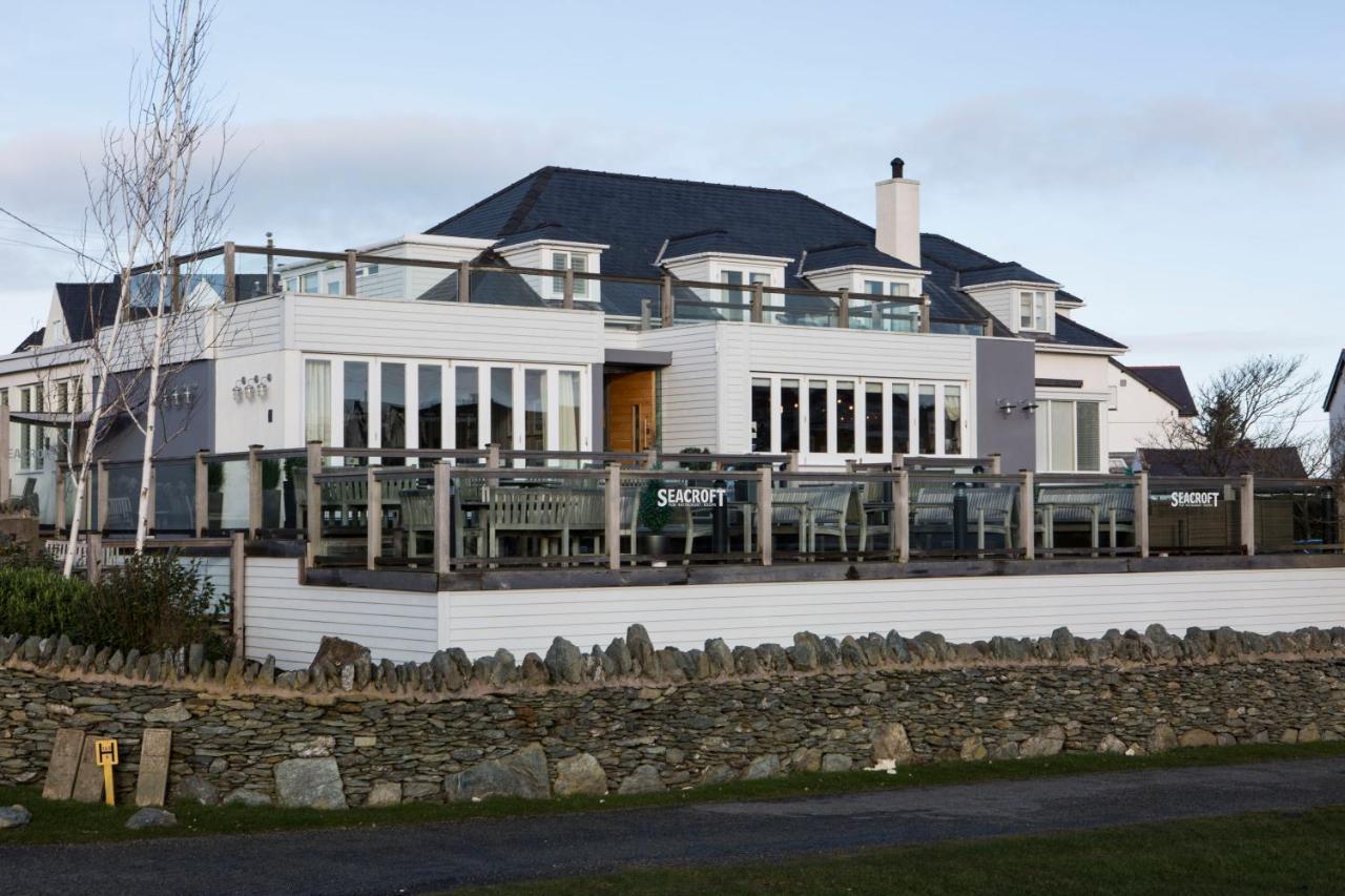 Seacroft Hotel Holyhead Exterior photo